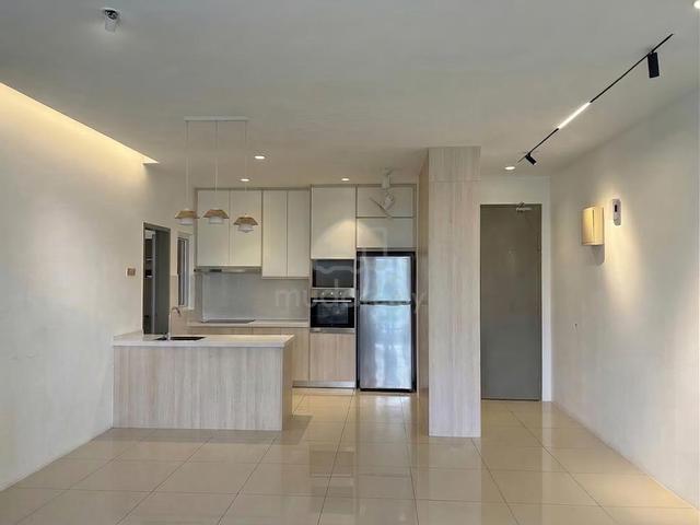 Platinum Splendor Residensi Semarak 1