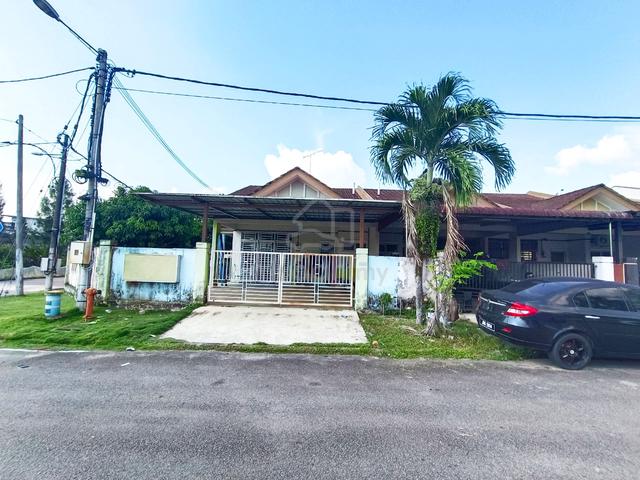 Corner Lot Bandar Putra, Kulai 1