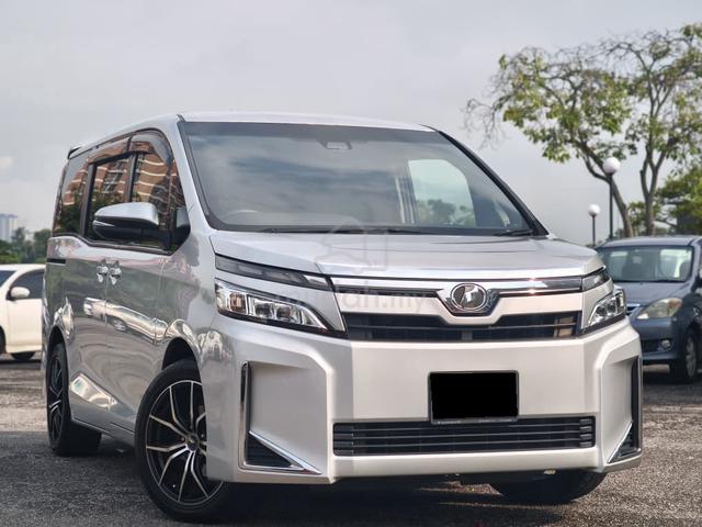 2018 Toyota VOXY X 2.0 FACELIFT F/LEATHER 8 SEATER - 1