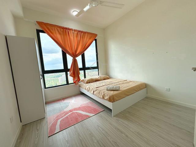 AFFORDABLE MALE ROOM New CONDO 100m to MRT Putrajaya Line 3