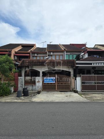 Teres 2 tingkat Taman Desa Darul Naim Pasir Tumbuh untuk dijual 1