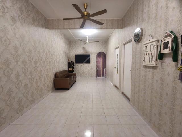 (BELOW MARKET) 1 Storey Terrace Taman Krubong Permai, Melaka 1