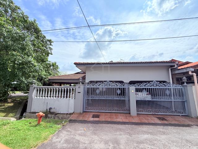 Semi D Setingkat Corner Kg Jawa Klang 3422 sqft freehold renovated 1