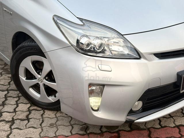 2012 Toyota PRIUS 1.8 LUXURY (HYBRID) FULL SER REC - 2