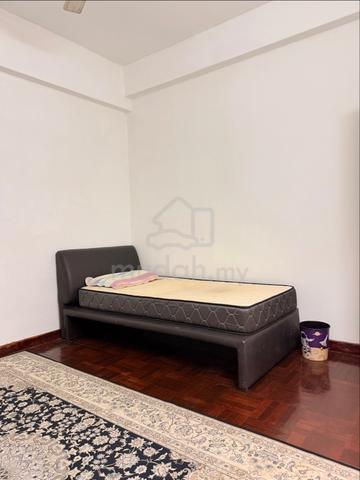 Ridzuan Condominium - Medium Room 1
