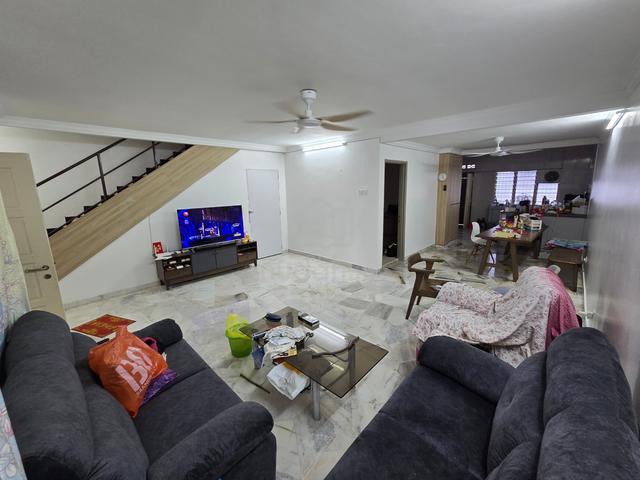 Intan Baiduri selayang 4 bedroom for SELL 1