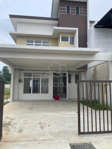 CORNER LOT 2 Storey D’cendana Bandar Tasik Kesuma Fasa 8 for Rent 1