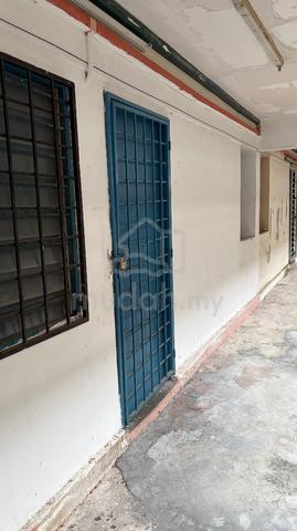 Pangsa Rakyat (College Heights) 1