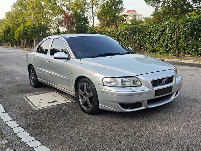 2002 Volvo S60 2.3 T5 (A) - 1