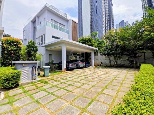 BUNGALOW CYBERJAYA 🔥 4 Storey Corner Bungalow Lakefront Villa 1