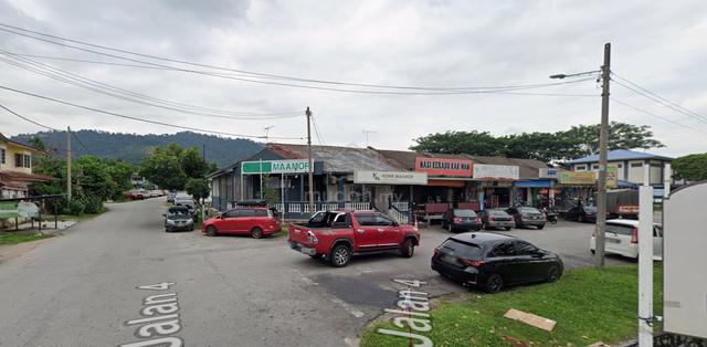 Corner 1-Storey Shoplot for Sale Roi: 5% 1