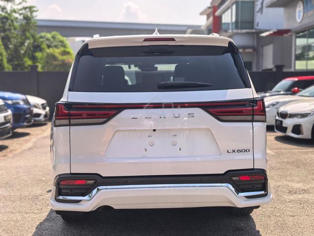 2023 Lexus LX600 4WD - Grade 5A Red Interior - 4