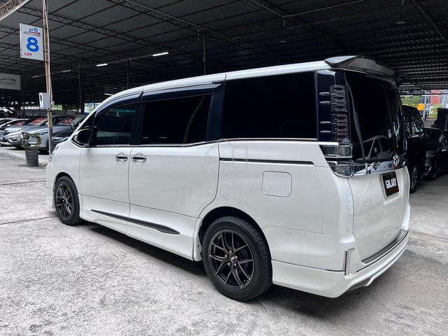 2019/22 Toyota VOXY 2.0 (A)TIPTOP CONDITION F/LOAN - 4