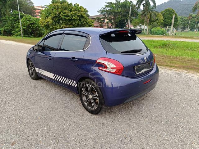 2014 Peugeot 208 1.6 VTI ALLURE (A) Excellent - 4