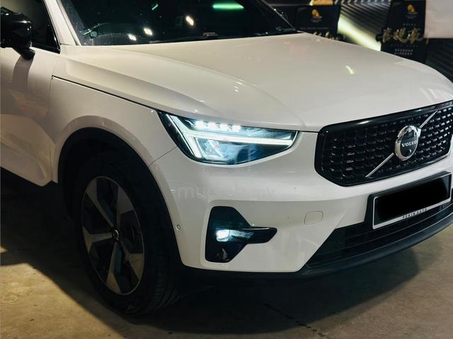 2023 Volvo XC40 2.0 B5 ULTIMATE MY22 (A) - 3