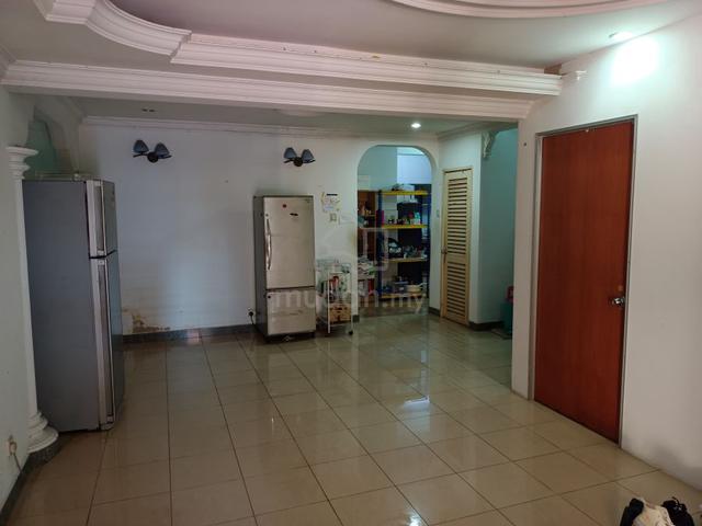 Fully Extended 2 Storey Corner Terrace House in Usj 23, Subang Jaya 1
