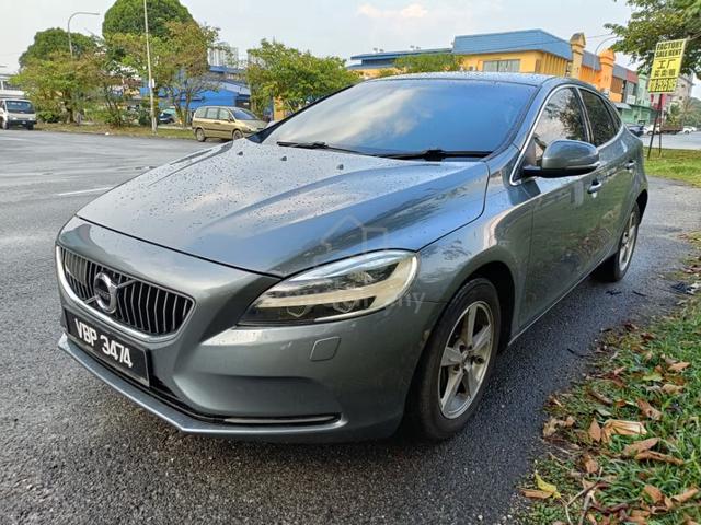 2018 Volvo V40 2.0 T4 (A) - 5