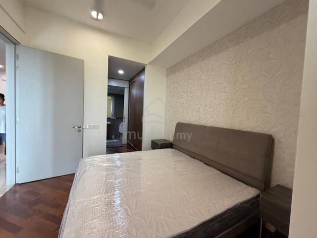 Grand Medini 1