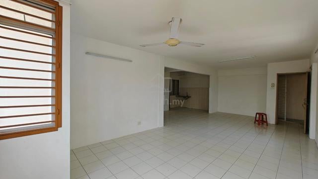 Apartment Taman Topaz 1