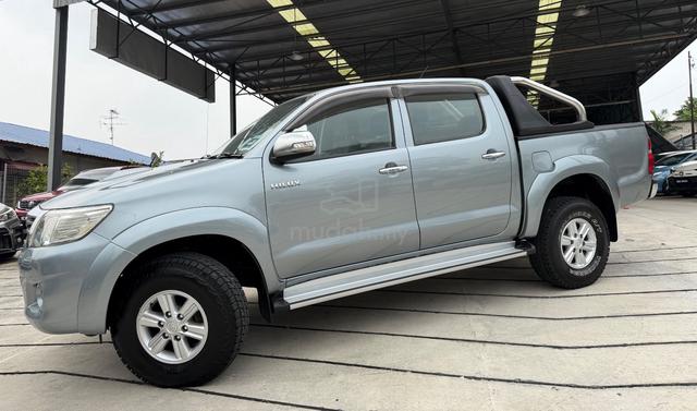 Toyota Hilux 2.5G VNT 2013 1 Owner - 5