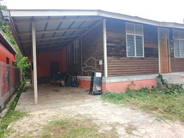 Rumah untuk dijual - Taman Selinsing, Mela, Lipis, Pahang 1