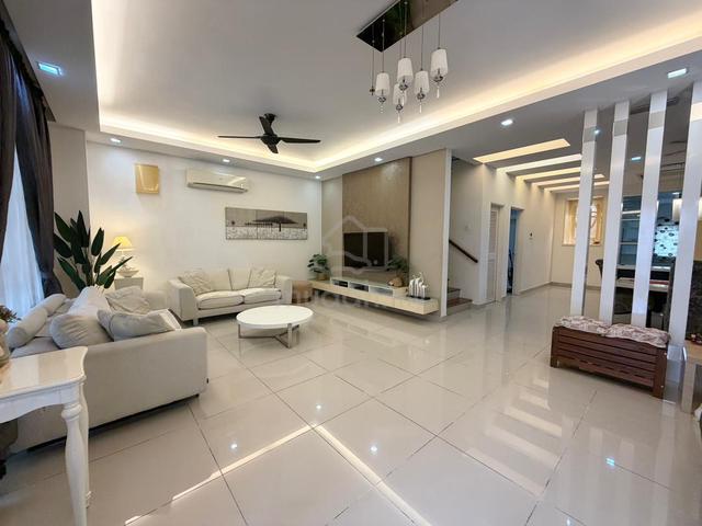 2-Storey End Lot Superlink with Extra Land @ Cheras Vista 1