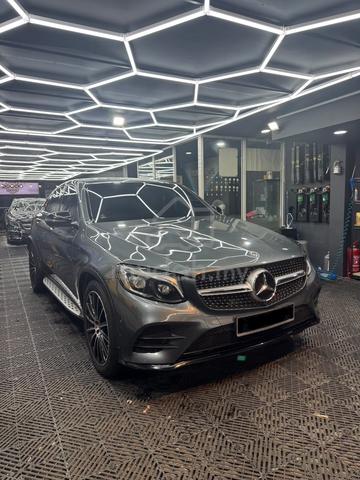 2017 Mercedes Benz GLC250 4MATIC COUPE AMG LINE - 1