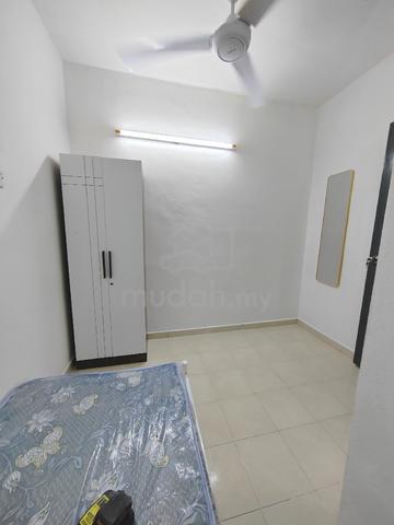 Bilik Sewa Batu Kawan Perempuan (Direct Owner)  3