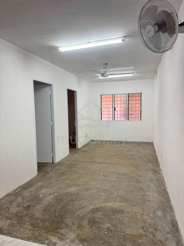 Apartment Lestari (Damansara Damai) 1