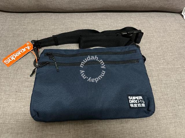 Superdry discount mid pouch