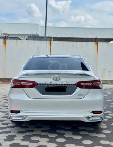 2019 Toyota CAMRY 2.5 V (A) - 4