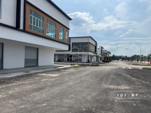 Limited Corner!!  Corner Double Storey Shop @ Jenjarom Scientex Rent 1