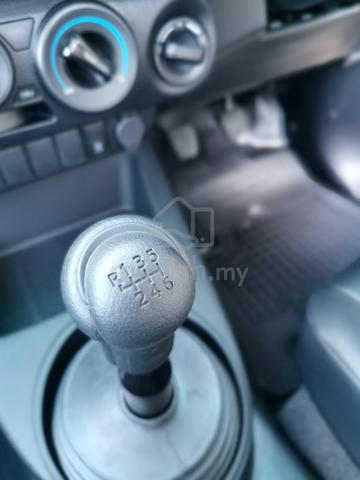 2026 Toyota HILUX 2.4 MT MY17 AN120 FACELIFT II - 4