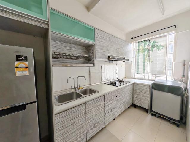 Bayu Parkville Townhouse Upper Unit for Sale 1