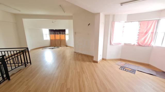 Regency Condominium 1