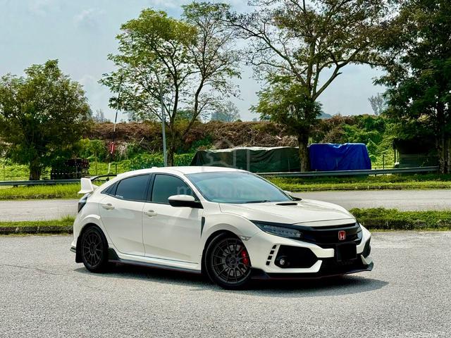 2018 Honda CIVIC 2.0 TYPE R (M) Ron97 Weekend car - 1