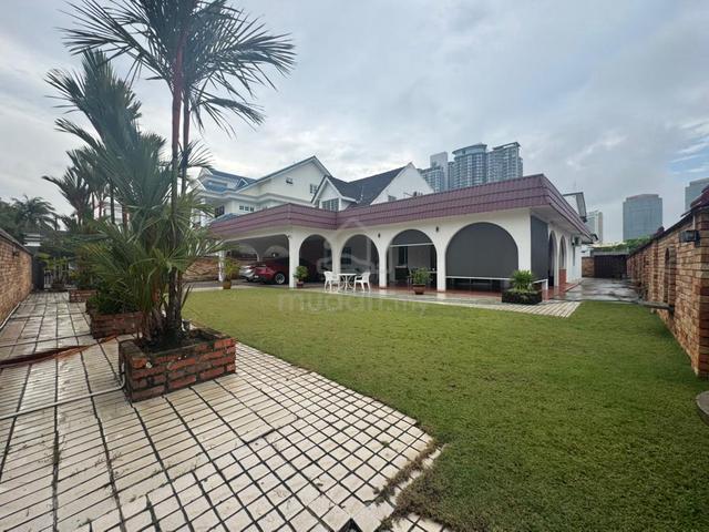 JB Town Taman Sentosa 1.5 Storey Bungalow Renovated Fully Furnished 1
