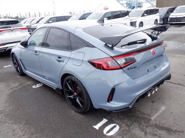 (BEST DEAL) Honda CIVIC TYPE R (FL5) 2024 - 4