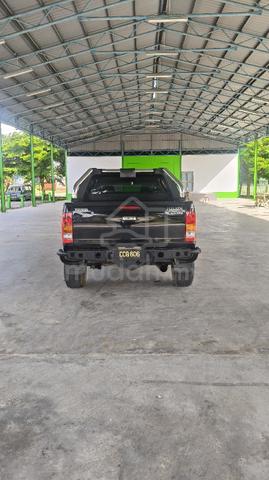 2010 Toyota HILUX 2.5 G FACELIFT DOUBLE CAB (A) - 2