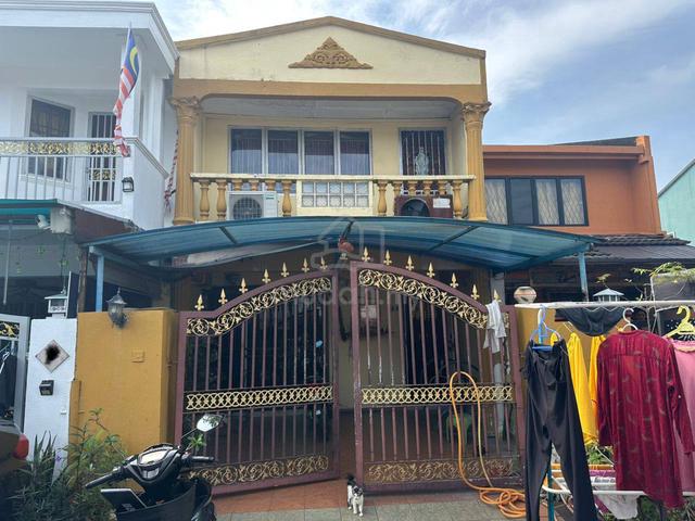 NEAR MRT SERDANG RAYA Double Storey Taman Serdang Raya Seri Kembangan 1