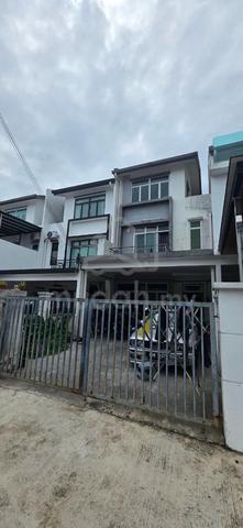 3 Storey Terrace @ Acacia , Taman Pulai Mutiara - For Sale 1