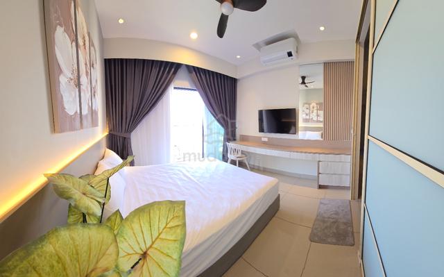 5 Star Premium Queen Room. Single Gender. 10min to TRX  1