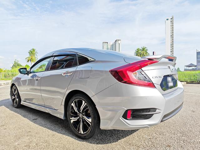 2018 Honda CIVIC 1.5 TC-PREMIUM (A) - 3