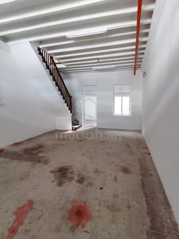 NEGOTIABLE !! 2 Storey Commercial Shop Lot at Georgetown Jalan Hutton 1