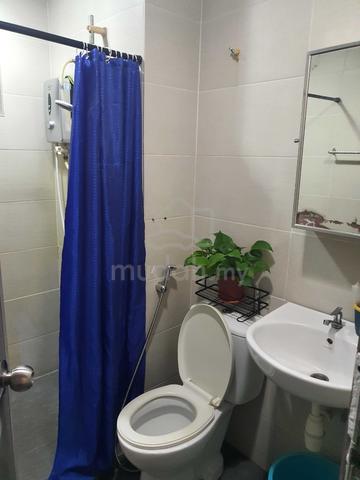 Middle Room Only Menara Polo Condo (Single Occupancy MALE ONLY) 4