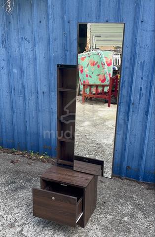 Carousel Image