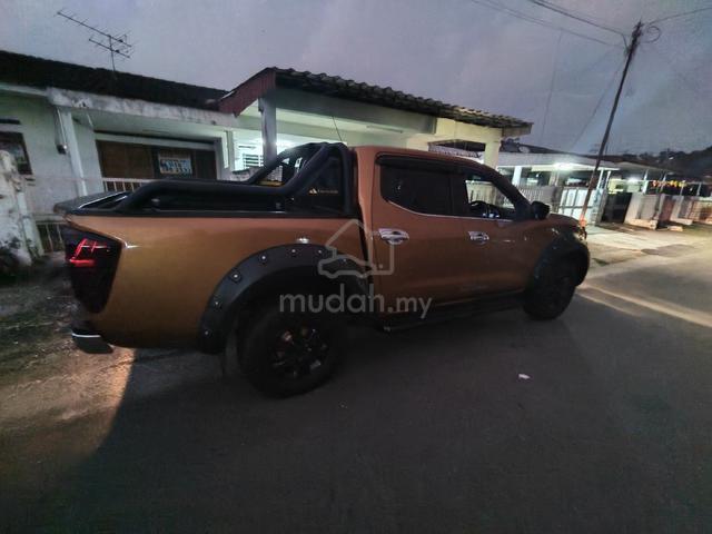2018 Nissan NAVARA 2.5 SE (AT) (A) - 2