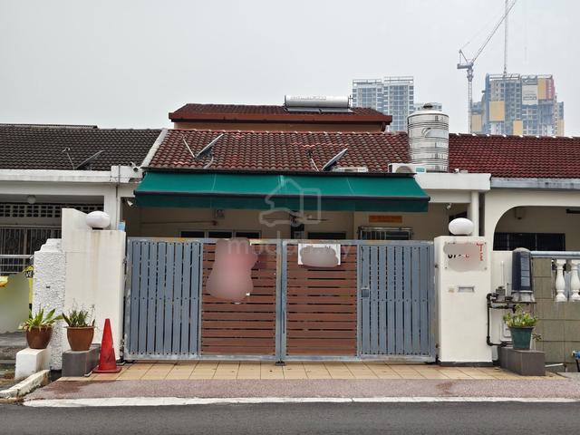 KITCHEN EXTENDED, RENOVATED 1.5 Storey Terrace House Happy Garden KL 1