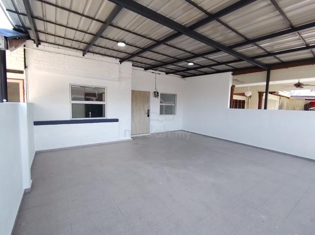 [Non bumi, 4 bedroom] Taman Ayer Keroh Height single storey terrace 1