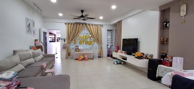 well renovated Double storey terrace 1